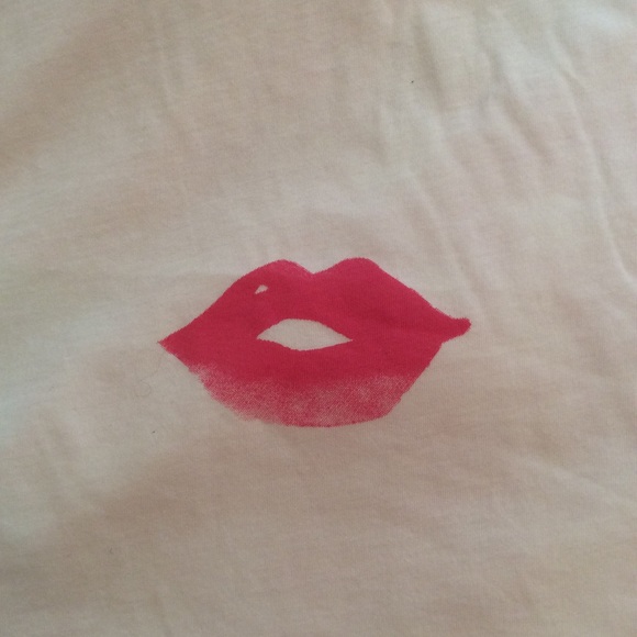 April Spirit "Bat Your Lashes" Tee - Picture 4 of 4