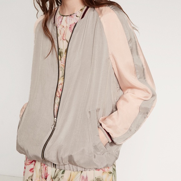 Zara Jackets & Blazers - Zara bomber jacket