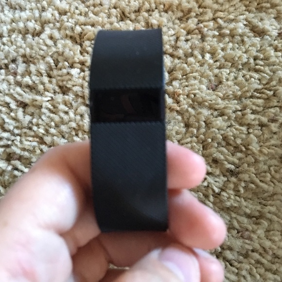 Fitbit Charge - image 1