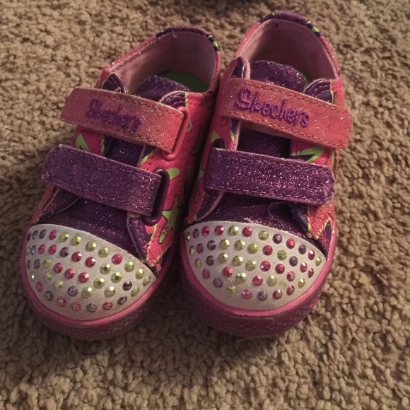 Cute twinkle toes - Picture 1 of 1