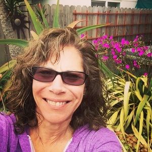 Meet your Posher, Cindy