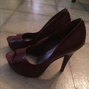 Jessica Simpson heels