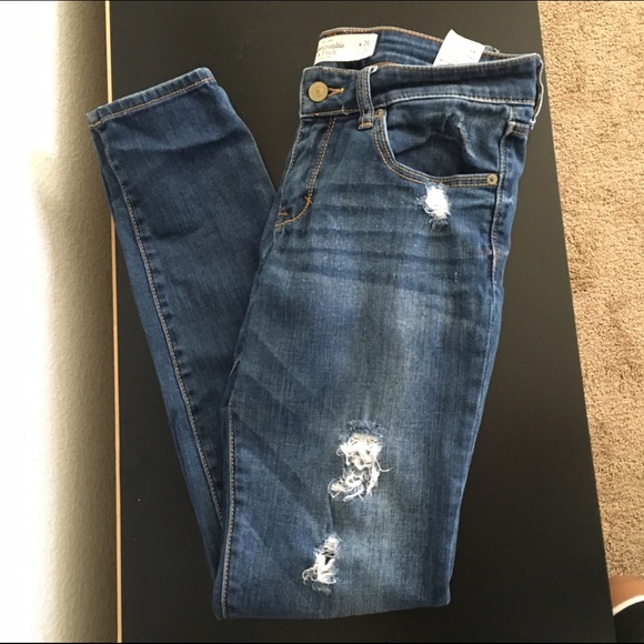A&F distressed skinny jeans