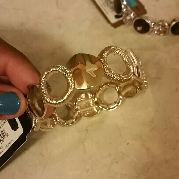 Bracelets - Picture 2 of 3