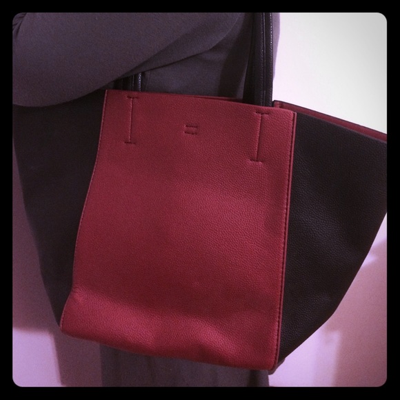 Red and black tote NWOT