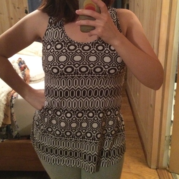 Patterned Tank - Picture 2 of 4