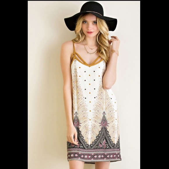 THE dress ☺️💞 - Picture 2 of 4