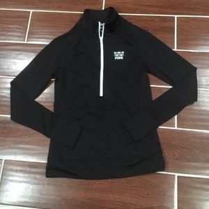 SOLD ❌❌❌🚫🚫🚫🚫#36. Black ultimate half zip