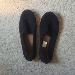 Faded glory shoes that look like toms!