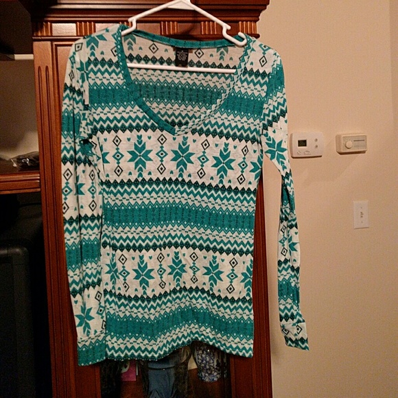 Teal patterned long sleeve shirt