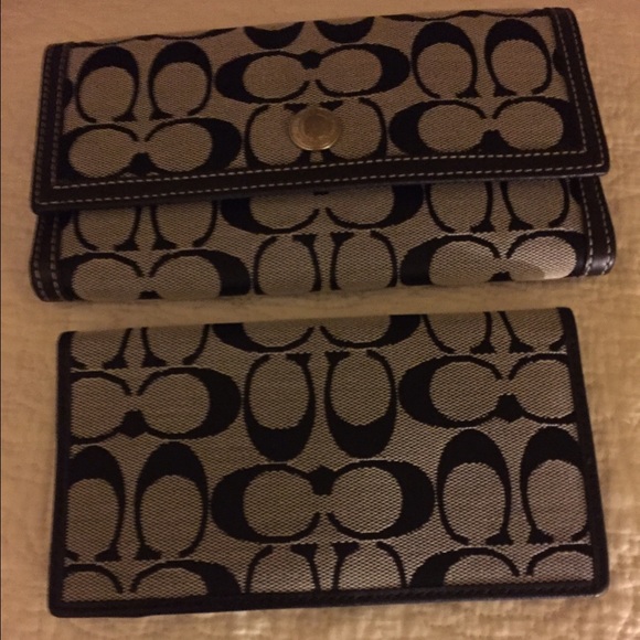 black/grey coach bag with matching wallet and case - Picture 3 of 4