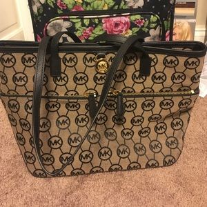 Michael Kors bag