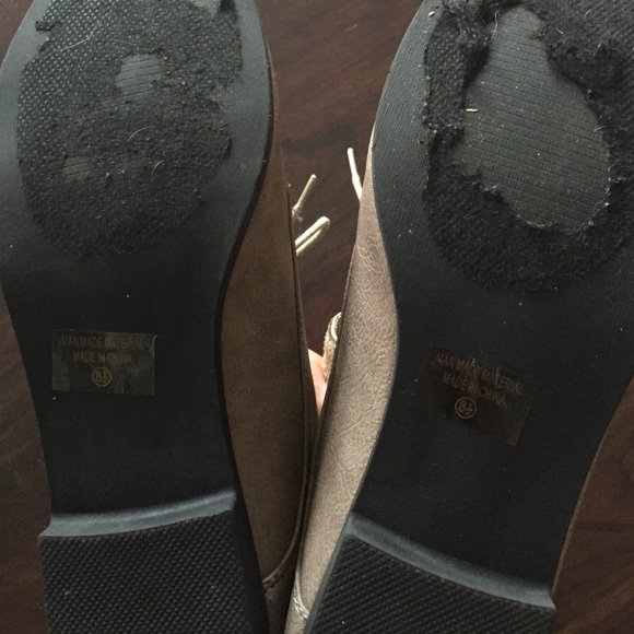 Taupe lace up booties - Picture 3 of 4