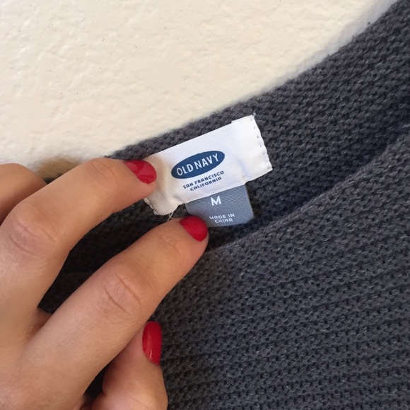 Sweatshirt - Picture 2 of 4