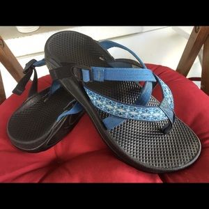 Sandal