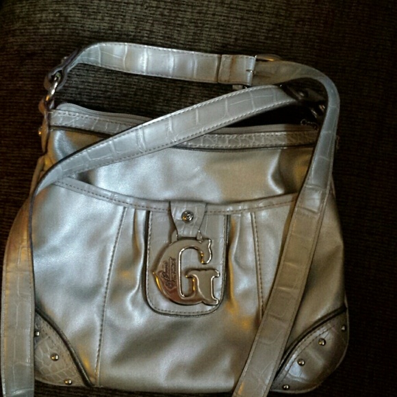 Genna de Rossi silver cross body.