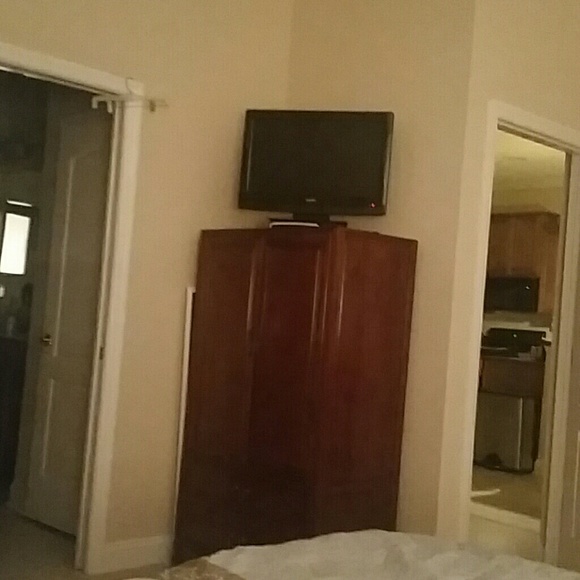 Meet your Posher, Susan - Picture 2 of 2