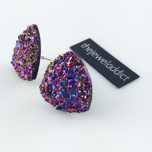 3 for 15🎀magenta gold faux Druzy triangle studs - Picture 3 of 4