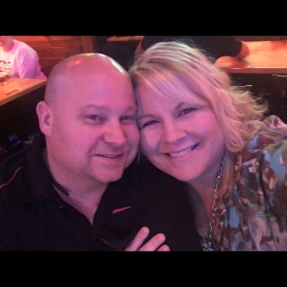 Meet your Posher, Amy - Picture 2 of 2