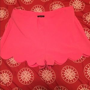 💥FINAL MARDOWN💥 Pink Scallop Shorts