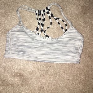 Lululemon sports bra