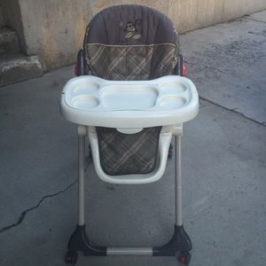 Baby trend high chair