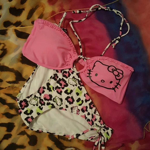 Cute Hello Kitty 2 piece bathing suit/bikini