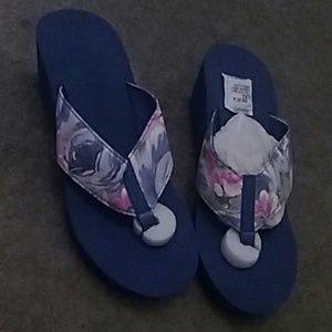 Brand new Avon floral wedge flip flops