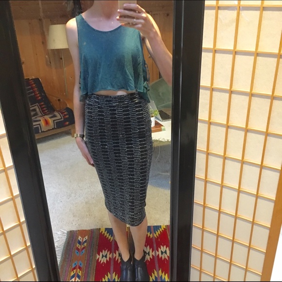 *Free People* Ruffle Back Crop Top - Picture 3 of 4