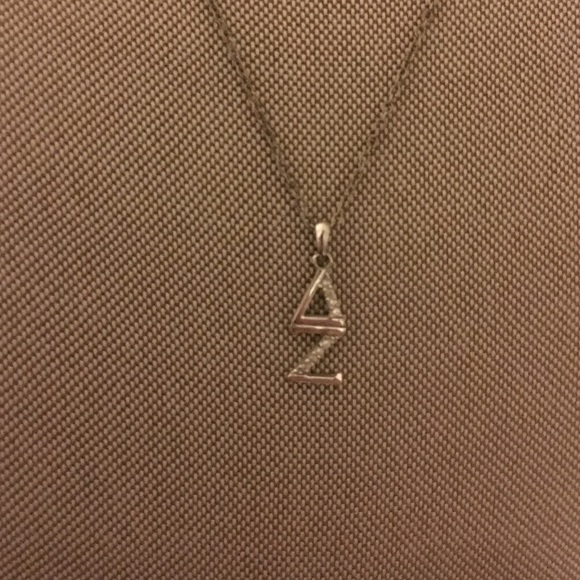 Delta Zeta sorority necklace