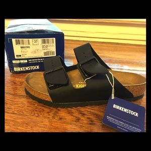 NEW W/box Birkenstock Arizona Black L7 Women 6.5-7