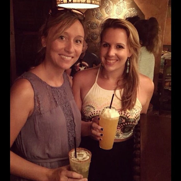 Meet your Posher, Meghan - Picture 2 of 4