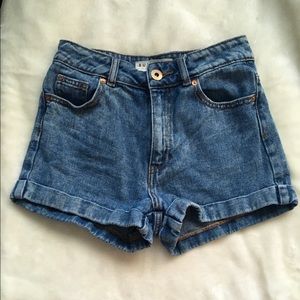 Mom Shorts