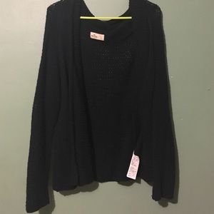 navy blue hollister sweater!!!