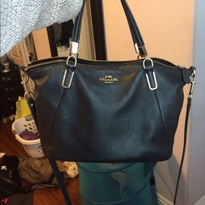AUTHENTIC Coach cross body purse!