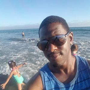 Meet your Posher, Troy