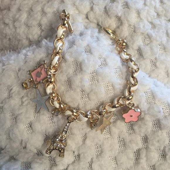 Child Eiffel Tower pink bracelet