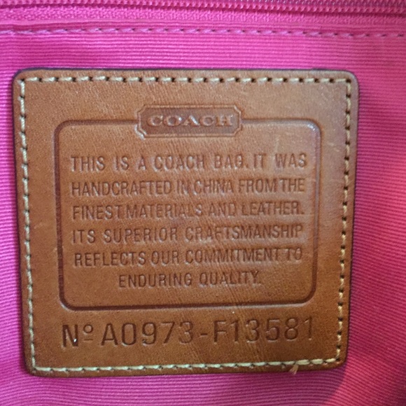 Medium Coach Handbag - Picture 2 of 3