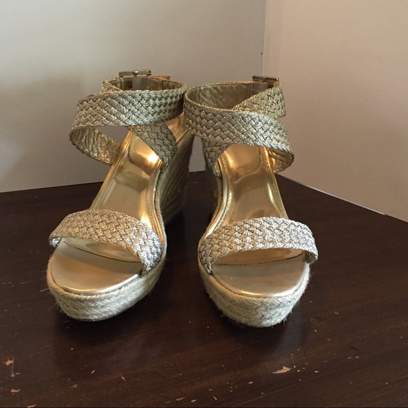 Mossimo, sz: 10, Gold espadrilles wedges