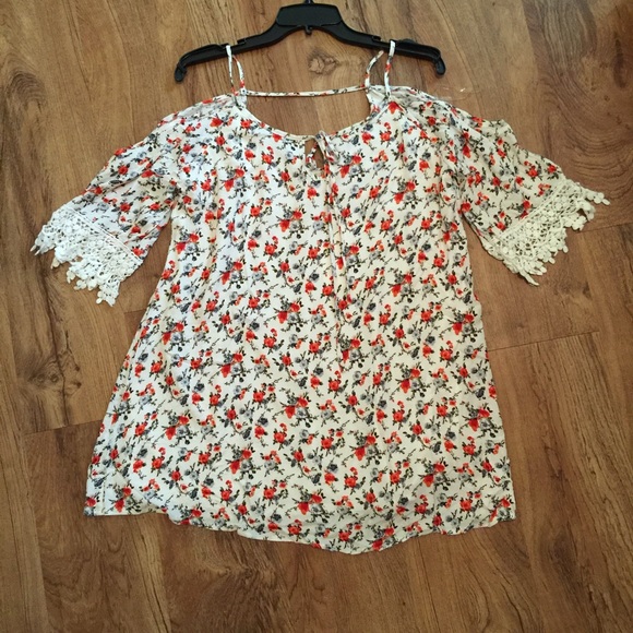 🎀LAST ONE🎀 Floral Cold Shoulder Dress - Picture 3 of 4