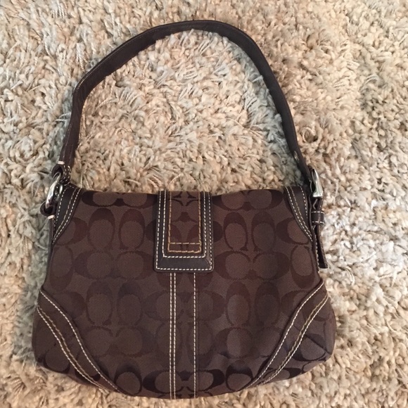 Coach small brown handbag - Picture 2 of 4