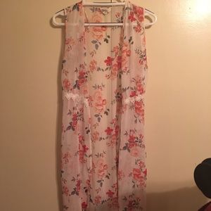 Sleeveless Mid-Calf Kimono