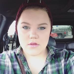 Meet your Posher, Becky