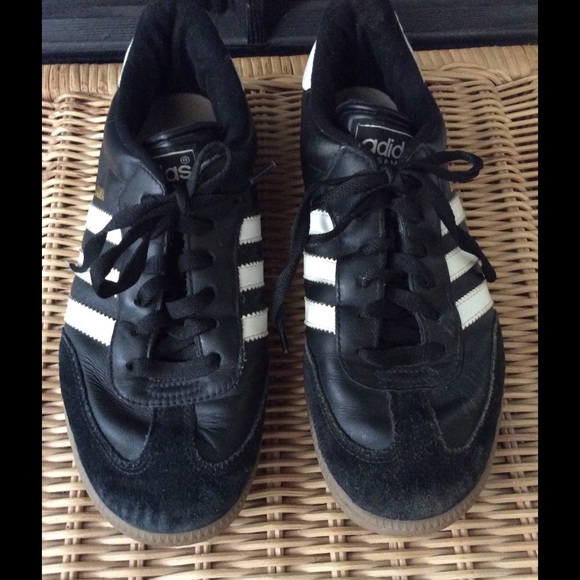 Adidas Sambas Men's 5.5 Women's 7.5 black soccer