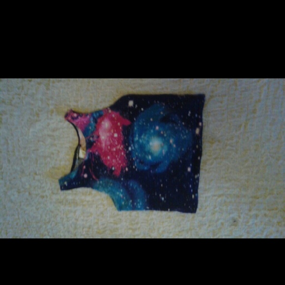 Galaxy print top - Picture 1 of 2