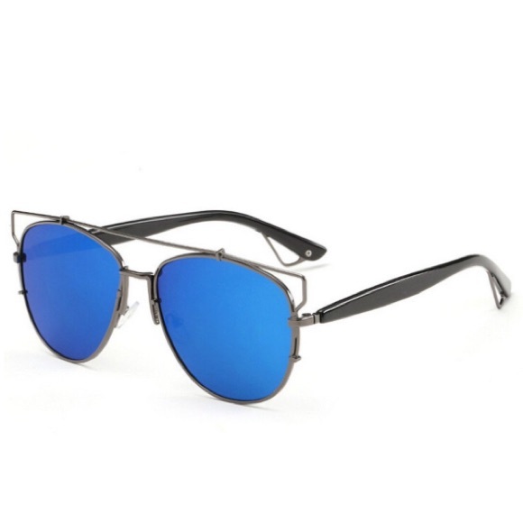 NIB GAMT Mirrored Sunglasses
