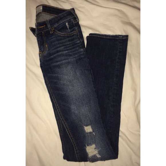 Hollister lightly distressed jeans