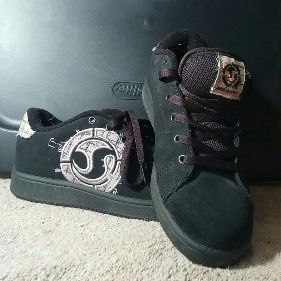 DVS Skateboarding shoes - sneakers