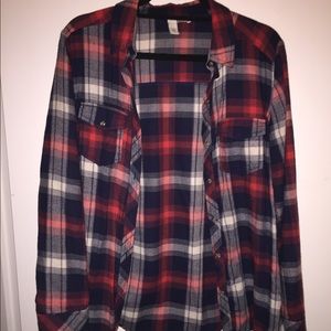 Red plaid button down shirt ❤️