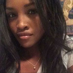 Meet your Posher, Zena